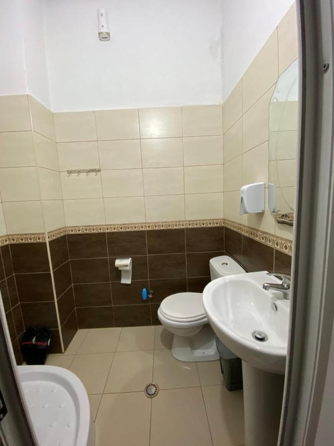 Korca City Rooms Korce Exterior foto